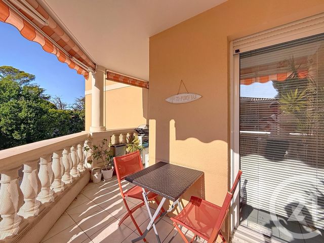 Appartement T4 à vendre - 4 pièces - 76,21 m2 - Frejus - 83 - PROVENCE-ALPES-COTE-D-AZUR