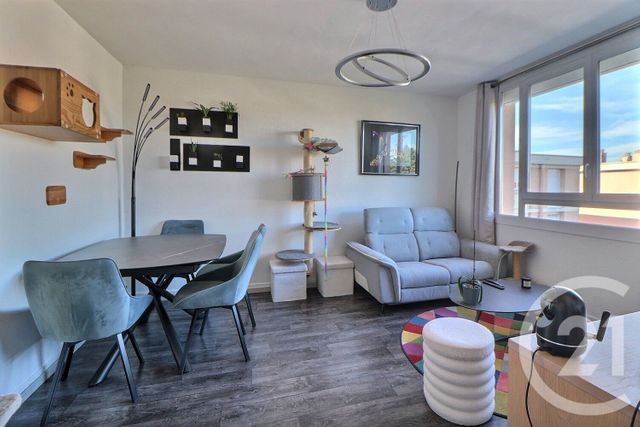 Afficher la photo en grand Appartement T2 à vendre - 2 pièces - 41,76 m2 - Frejus - 83 - PROVENCE-ALPES-COTE-D-AZUR