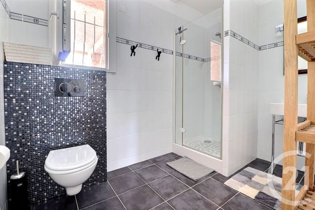 Maison à vendre - 5 pièces - 121 m2 - St Raphael - 83 - PROVENCE-ALPES-COTE-D-AZUR