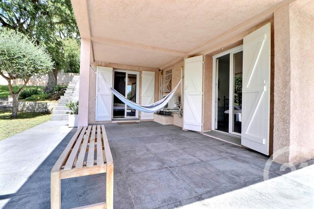 Maison à vendre - 5 pièces - 121 m2 - St Raphael - 83 - PROVENCE-ALPES-COTE-D-AZUR