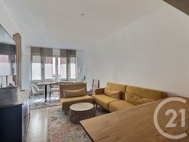 Maison à vendre - 5 pièces - 95 m2 - Frejus - 83 - PROVENCE-ALPES-COTE-D-AZUR