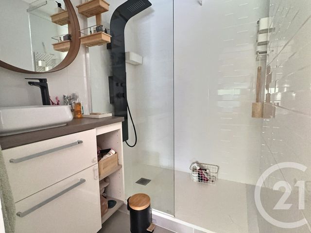 Maison à vendre - 5 pièces - 95 m2 - Frejus - 83 - PROVENCE-ALPES-COTE-D-AZUR