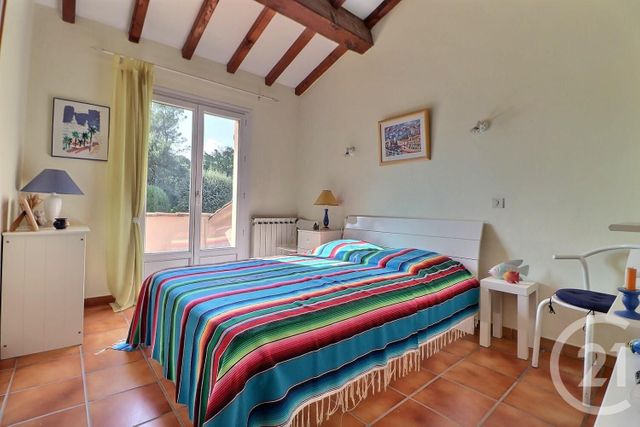 Maison à vendre - 6 pièces - 156,10 m2 - St Raphael - 83 - PROVENCE-ALPES-COTE-D-AZUR