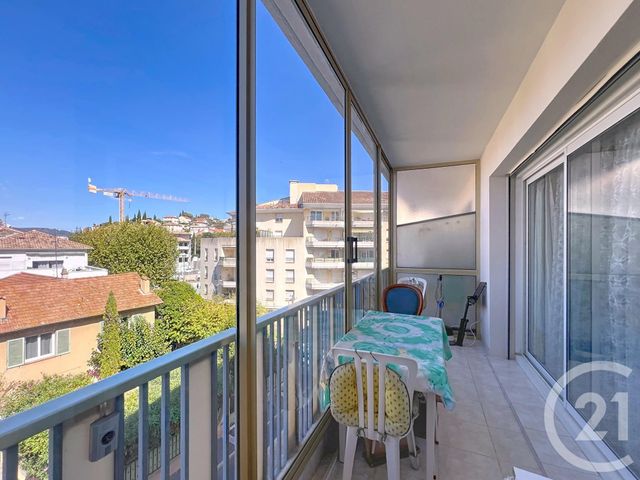 Appartement T3 à vendre - 3 pièces - 64,91 m2 - St Raphael - 83 - PROVENCE-ALPES-COTE-D-AZUR