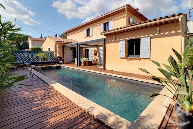 Maison à vendre - 5 pièces - 167 m2 - Les Arcs - 83 - PROVENCE-ALPES-COTE-D-AZUR