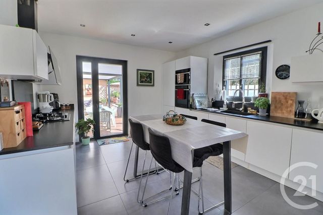 Maison à vendre - 5 pièces - 167 m2 - Les Arcs - 83 - PROVENCE-ALPES-COTE-D-AZUR