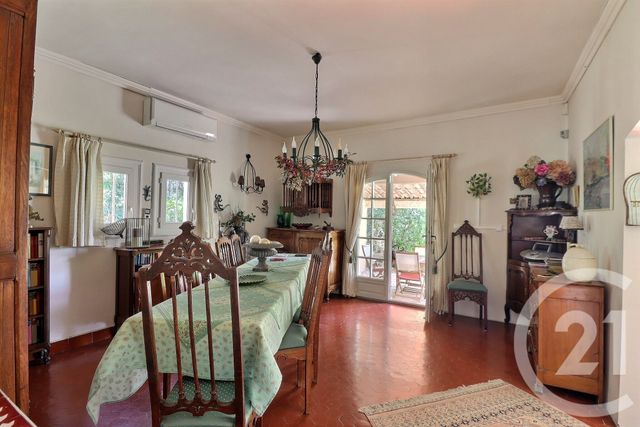 Maison à vendre - 7 pièces - 150 m2 - Frejus - 83 - PROVENCE-ALPES-COTE-D-AZUR