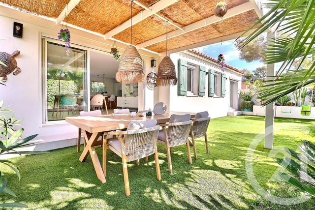 Maison à vendre - 5 pièces - 103,94 m2 - Frejus - 83 - PROVENCE-ALPES-COTE-D-AZUR