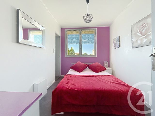 Appartement T3 à vendre - 3 pièces - 53,92 m2 - Frejus - 83 - PROVENCE-ALPES-COTE-D-AZUR