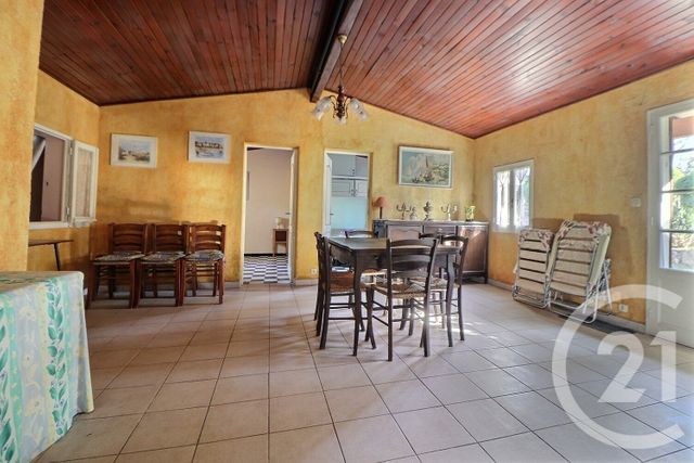 Afficher la photo en grand Maison à vendre - 4 pièces - 67 m2 - Frejus - 83 - PROVENCE-ALPES-COTE-D-AZUR