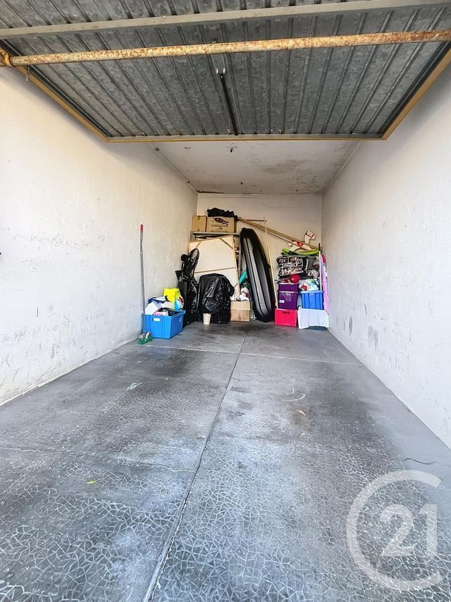 Afficher la photo en grand Appartement F4 à vendre - 4 pièces - 73 m2 - Frejus - 83 - PROVENCE-ALPES-COTE-D-AZUR