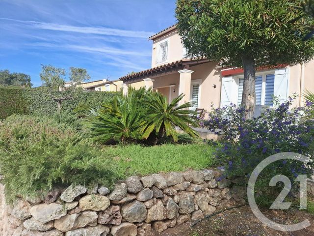 Maison à vendre - 4 pièces - 107 m2 - Roquebrune Sur Argens - 83 - PROVENCE-ALPES-COTE-D-AZUR