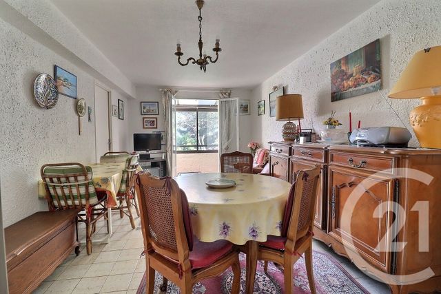 Appartement F3 &agrave; vendre - 3 pi&egrave;ces - 44,61 m2 - Frejus - 83 - PROVENCE-ALPES-COTE-D-AZUR