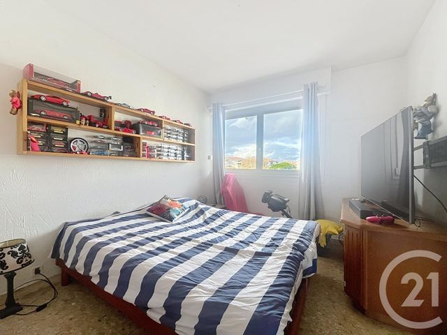 Appartement F2 à vendre - 2 pièces - 35 m2 - Frejus - 83 - PROVENCE-ALPES-COTE-D-AZUR