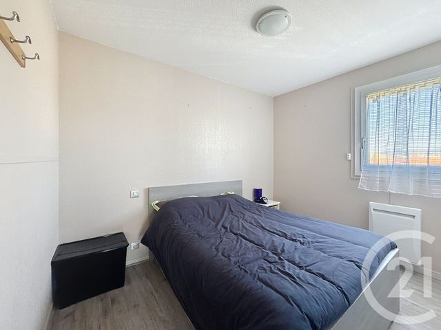 Appartement T2 à vendre - 2 pièces - 37,11 m2 - Frejus - 83 - PROVENCE-ALPES-COTE-D-AZUR