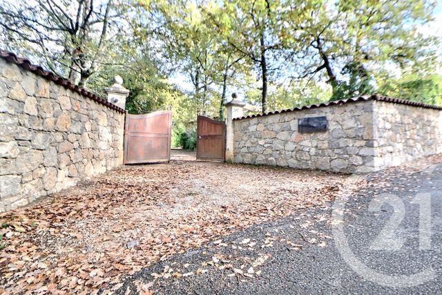Maison à vendre - 6 pièces - 142 m2 - St Paul En Foret - 83 - PROVENCE-ALPES-COTE-D-AZUR