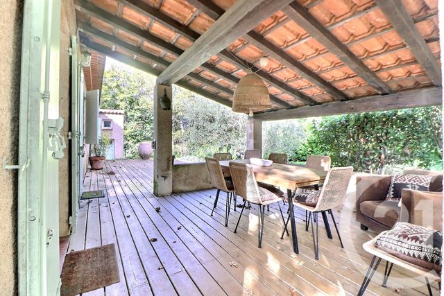 Maison à vendre - 6 pièces - 142 m2 - St Paul En Foret - 83 - PROVENCE-ALPES-COTE-D-AZUR