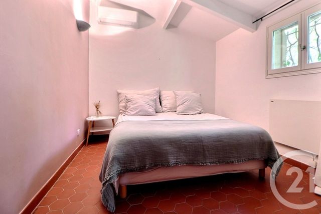 Maison à vendre - 6 pièces - 142 m2 - St Paul En Foret - 83 - PROVENCE-ALPES-COTE-D-AZUR