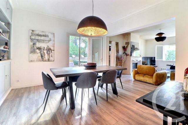 Maison à vendre - 6 pièces - 142 m2 - St Paul En Foret - 83 - PROVENCE-ALPES-COTE-D-AZUR