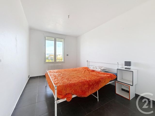 Appartement F4 à vendre - 4 pièces - 72,95 m2 - Frejus - 83 - PROVENCE-ALPES-COTE-D-AZUR