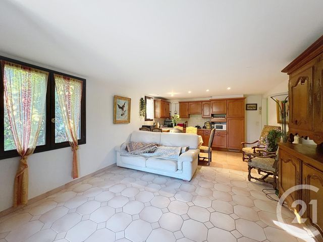 Maison à vendre - 8 pièces - 209,49 m2 - Frejus - 83 - PROVENCE-ALPES-COTE-D-AZUR