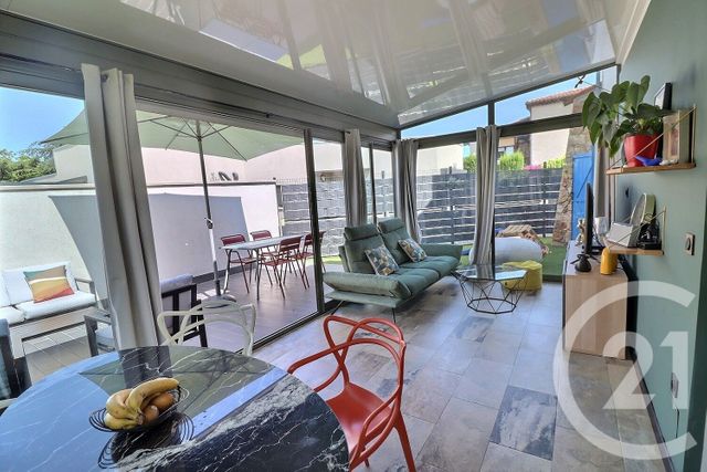 Appartement T3 à vendre - 3 pièces - 75 m2 - Puget Sur Argens - 83 - PROVENCE-ALPES-COTE-D-AZUR