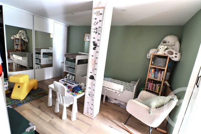 Appartement T3 à vendre - 3 pièces - 75 m2 - Puget Sur Argens - 83 - PROVENCE-ALPES-COTE-D-AZUR