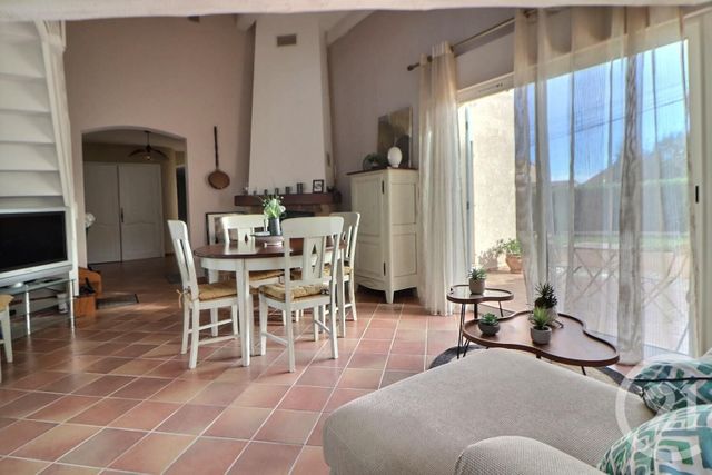 Maison à vendre - 5 pièces - 125 m2 - Frejus - 83 - PROVENCE-ALPES-COTE-D-AZUR