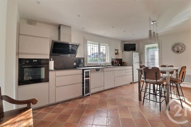 Maison à vendre - 5 pièces - 125 m2 - Frejus - 83 - PROVENCE-ALPES-COTE-D-AZUR