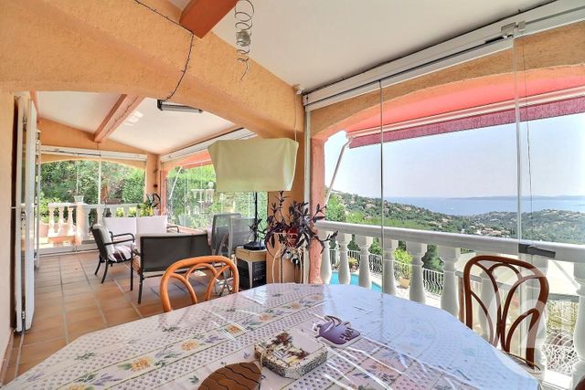 Maison &agrave; vendre - 7 pi&egrave;ces - 180 m2 - Roquebrune Sur Argens - 83 - PROVENCE-ALPES-COTE-D-AZUR