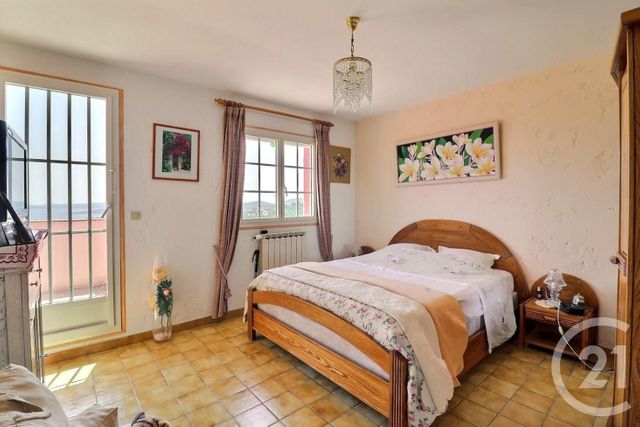 Maison &agrave; vendre - 7 pi&egrave;ces - 180 m2 - Roquebrune Sur Argens - 83 - PROVENCE-ALPES-COTE-D-AZUR