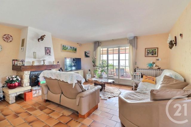 Maison &agrave; vendre - 7 pi&egrave;ces - 180 m2 - Roquebrune Sur Argens - 83 - PROVENCE-ALPES-COTE-D-AZUR