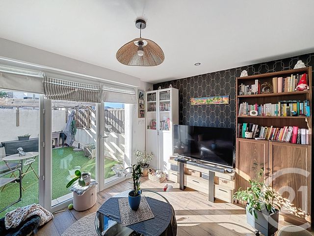 Maison &agrave; vendre - 2 pi&egrave;ces - 37,63 m2 - Puget Sur Argens - 83 - PROVENCE-ALPES-COTE-D-AZUR