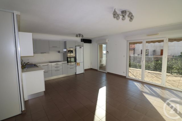 Appartement F3 &agrave; vendre - 3 pi&egrave;ces - 65,54 m2 - Frejus - 83 - PROVENCE-ALPES-COTE-D-AZUR