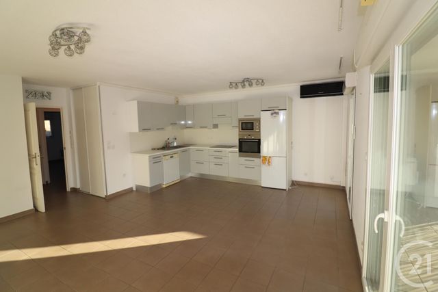 Appartement F3 &agrave; vendre - 3 pi&egrave;ces - 65,54 m2 - Frejus - 83 - PROVENCE-ALPES-COTE-D-AZUR