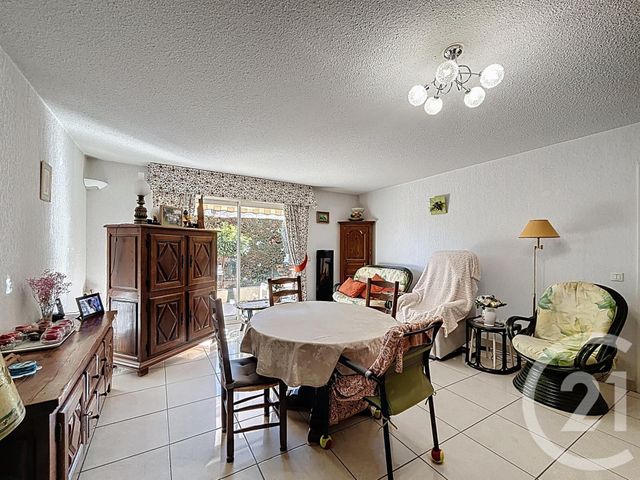 Appartement F4 &agrave; vendre - 4 pi&egrave;ces - 87,29 m2 - Frejus - 83 - PROVENCE-ALPES-COTE-D-AZUR