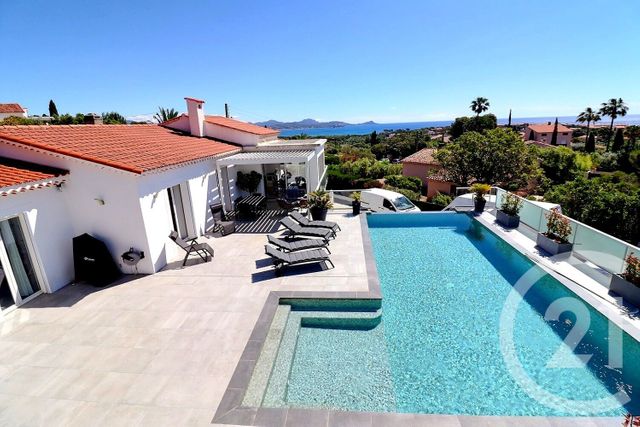 Maison &agrave; vendre - 7 pi&egrave;ces - 197,82 m2 - St Aygulf - 83 - PROVENCE-ALPES-COTE-D-AZUR