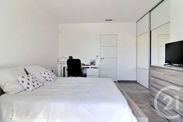 Maison &agrave; vendre - 7 pi&egrave;ces - 197,82 m2 - St Aygulf - 83 - PROVENCE-ALPES-COTE-D-AZUR