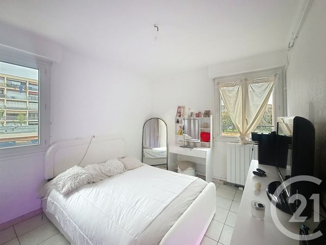 Appartement T4 &agrave; vendre - 4 pi&egrave;ces - 72,96 m2 - Frejus - 83 - PROVENCE-ALPES-COTE-D-AZUR