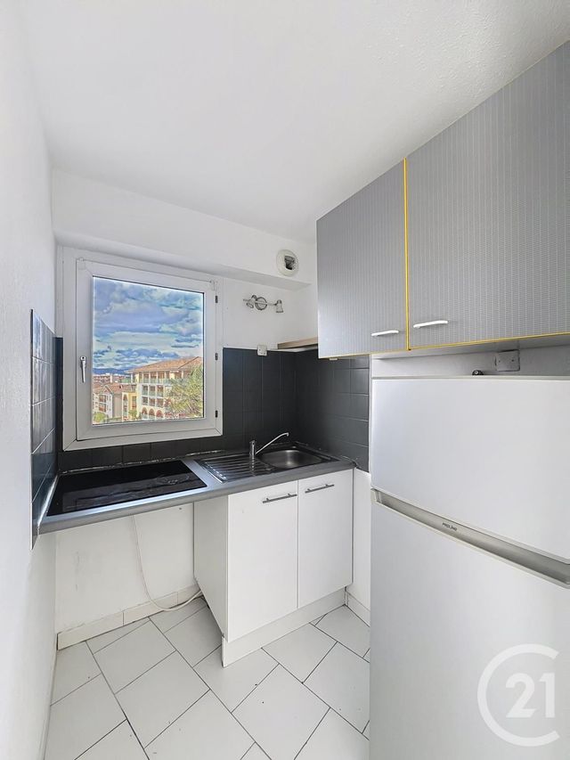 Appartement &agrave; vendre - 2 pi&egrave;ces - 30,05 m2 - Frejus - 83 - PROVENCE-ALPES-COTE-D-AZUR