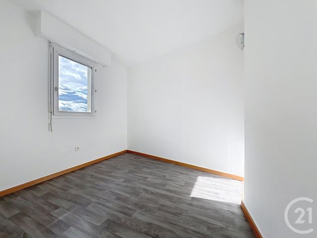 Appartement &agrave; vendre - 2 pi&egrave;ces - 30,05 m2 - Frejus - 83 - PROVENCE-ALPES-COTE-D-AZUR