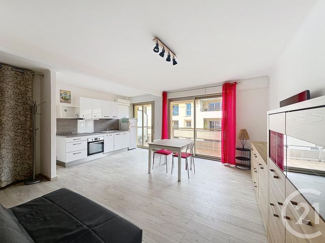 Appartement F2 &agrave; vendre - 2 pi&egrave;ces - 43,66 m2 - St Raphael - 83 - PROVENCE-ALPES-COTE-D-AZUR