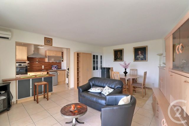 Appartement T3 &agrave; vendre - 3 pi&egrave;ces - 75 m2 - Frejus - 83 - PROVENCE-ALPES-COTE-D-AZUR