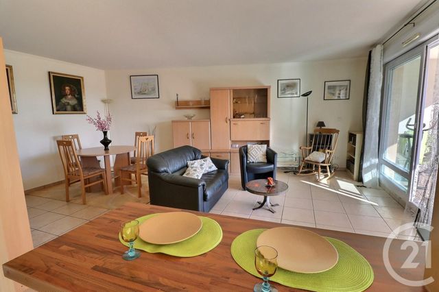 Appartement T3 &agrave; vendre - 3 pi&egrave;ces - 75 m2 - Frejus - 83 - PROVENCE-ALPES-COTE-D-AZUR