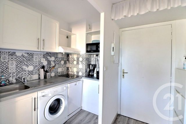 Appartement F2 &agrave; vendre - 2 pi&egrave;ces - 28,99 m2 - Frejus - 83 - PROVENCE-ALPES-COTE-D-AZUR