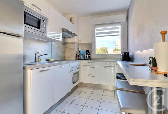 Appartement F3 &agrave; vendre - 3 pi&egrave;ces - 68,10 m2 - Frejus - 83 - PROVENCE-ALPES-COTE-D-AZUR