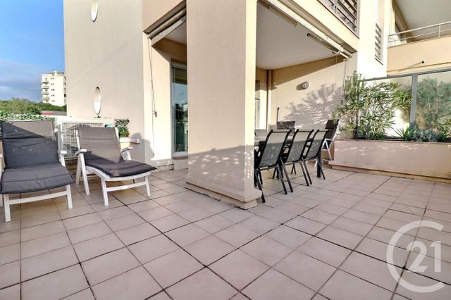 Appartement F3 &agrave; vendre - 3 pi&egrave;ces - 68,10 m2 - Frejus - 83 - PROVENCE-ALPES-COTE-D-AZUR