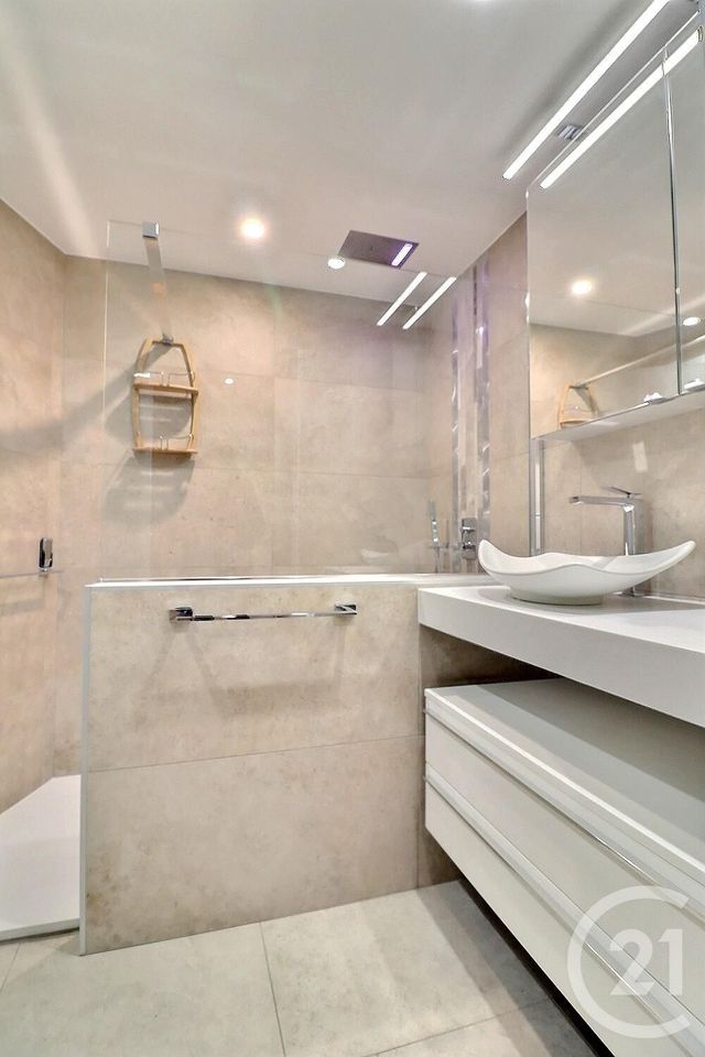 Appartement F3 &agrave; vendre - 3 pi&egrave;ces - 100,02 m2 - St Raphael - 83 - PROVENCE-ALPES-COTE-D-AZUR