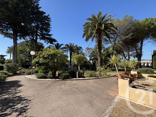 Appartement F2 &agrave; vendre - 2 pi&egrave;ces - 54,04 m2 - St Raphael - 83 - PROVENCE-ALPES-COTE-D-AZUR