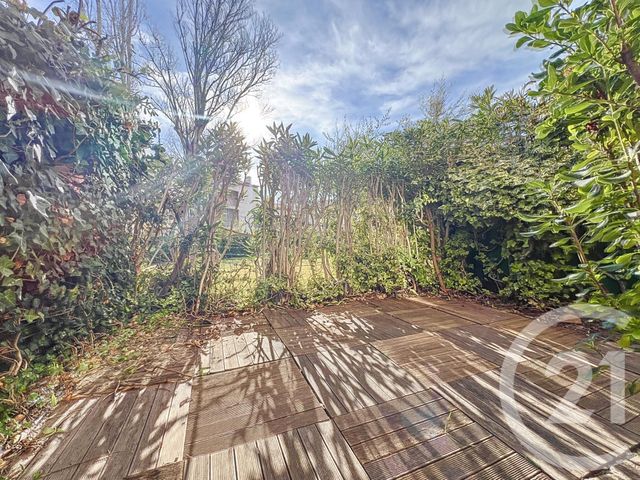 Appartement Studio &agrave; vendre - 1 pi&egrave;ce - 21,08 m2 - Frejus - 83 - PROVENCE-ALPES-COTE-D-AZUR